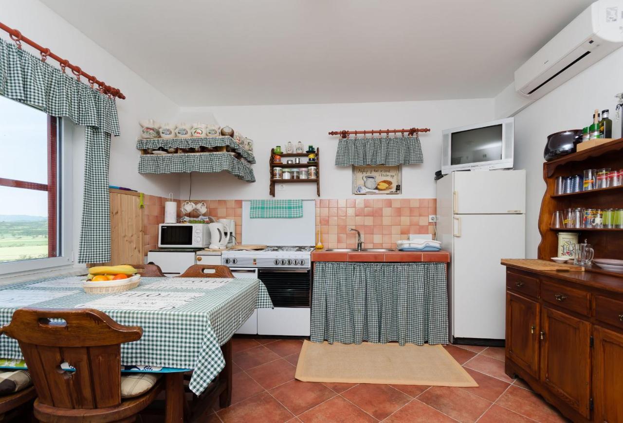 Villa House Nado à Pulgarija Cepic Extérieur photo